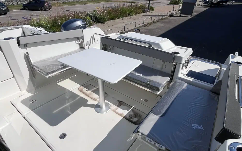 slider 5 Jeanneau Merry Fisher 795