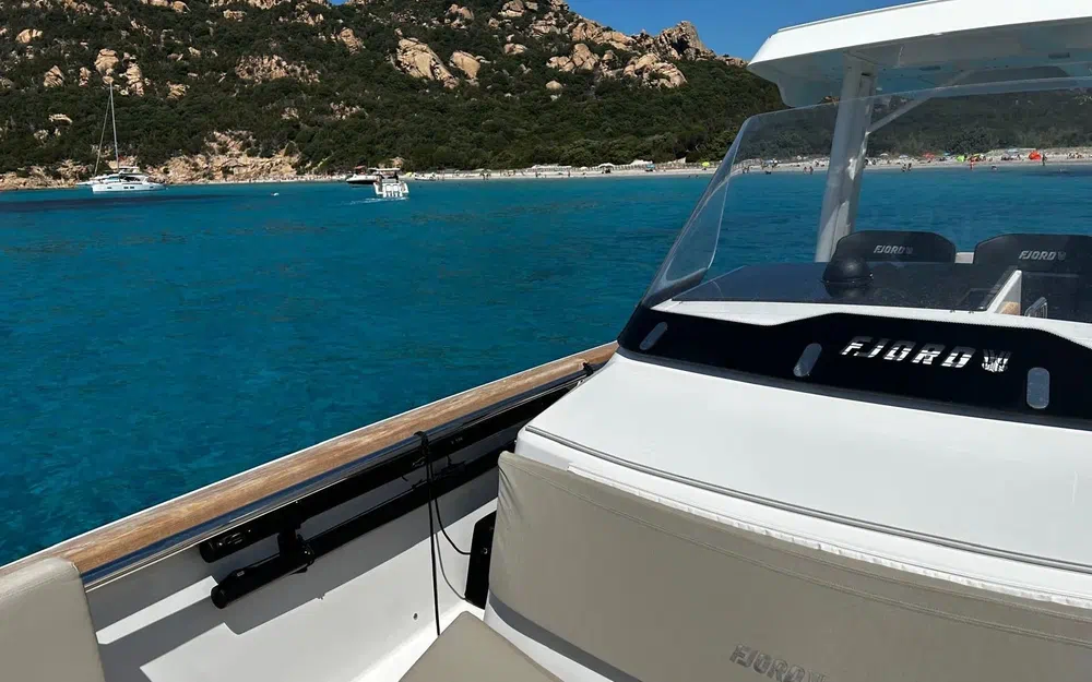 slider 4 Fjord 38 Open