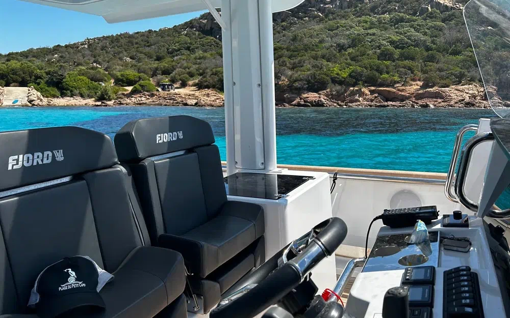 slider 1 Fjord 38 Open