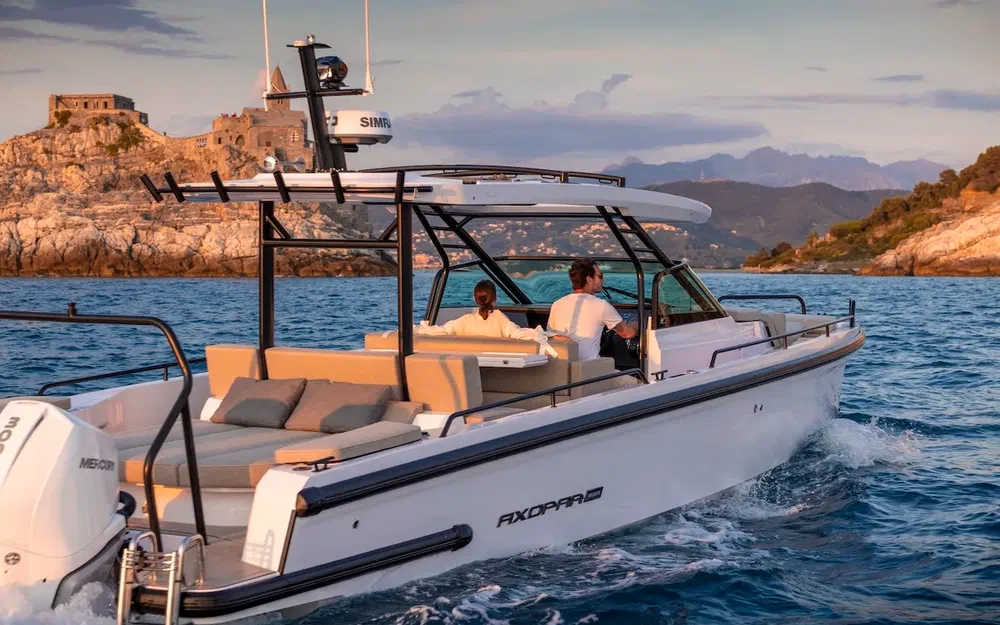 slider 13 Axopar 37 ST