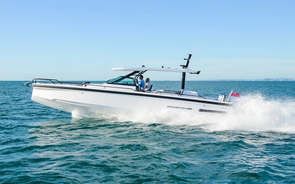 slider 15 Axopar 37 ST