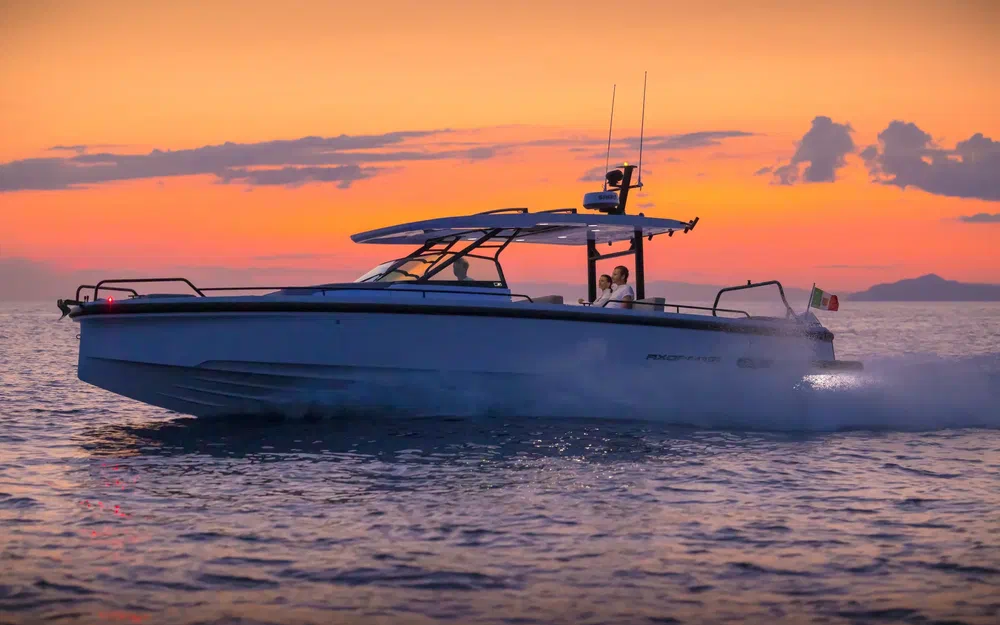 slider 18 Axopar 37 ST