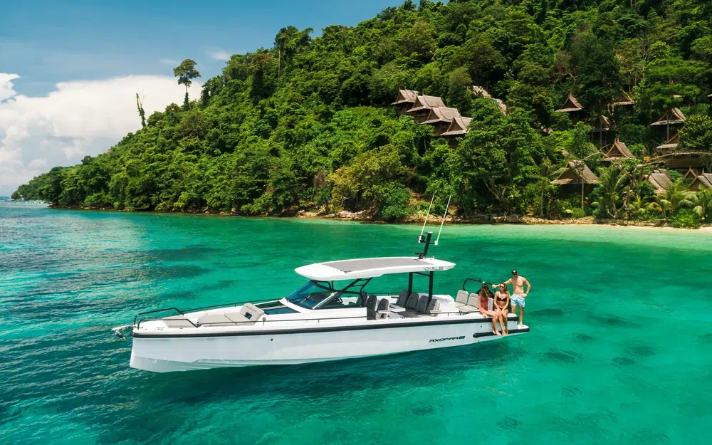 slider 20 Axopar 37 ST