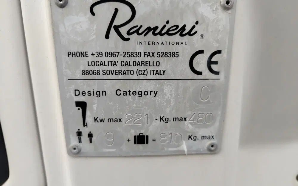 slider 24 Ranieri Shadow 24