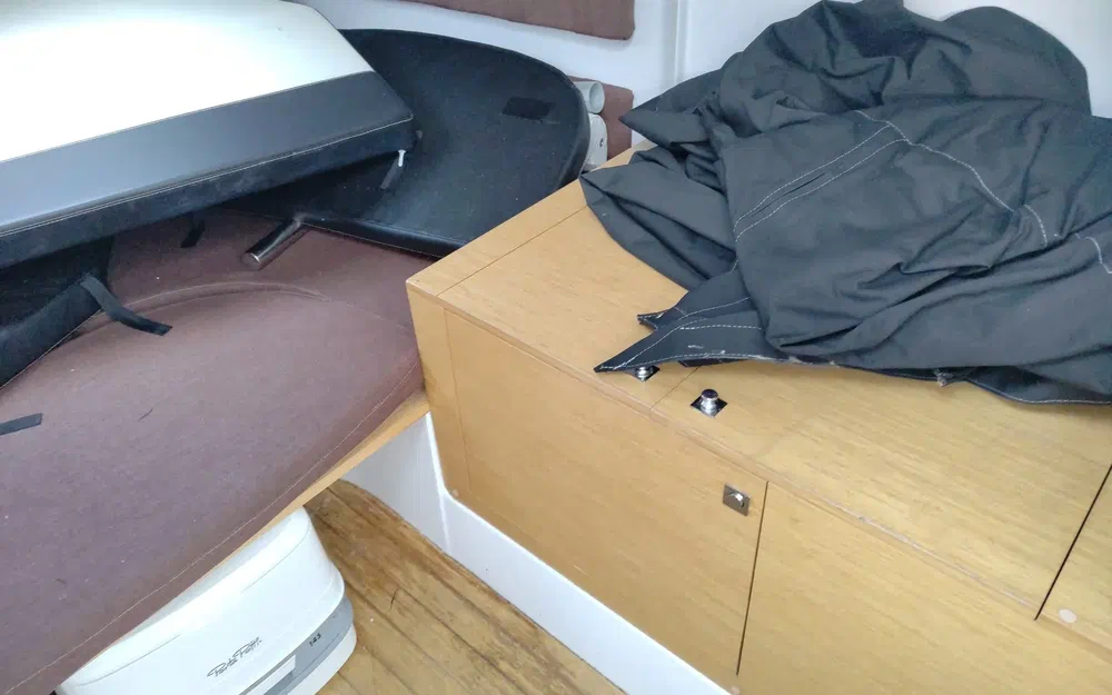 slider 14 Ranieri Shadow 24