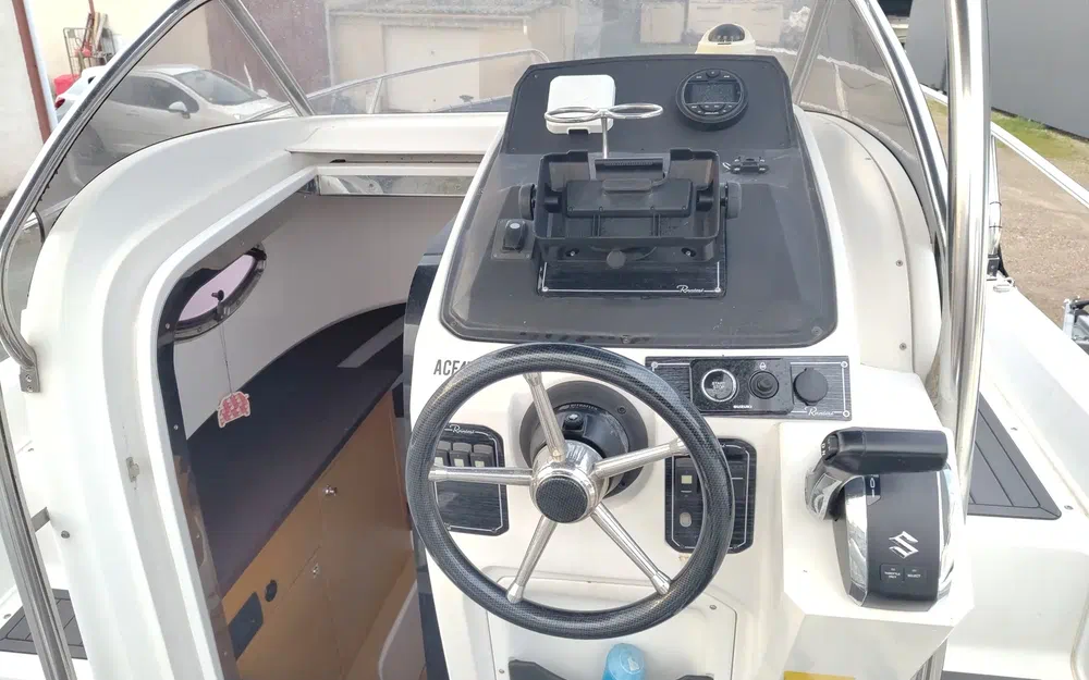 slider 10 Ranieri Shadow 24