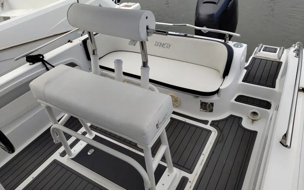 slider 3 Ranieri Shadow 24