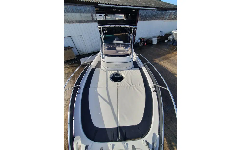 slider 7 Ranieri Shadow 24