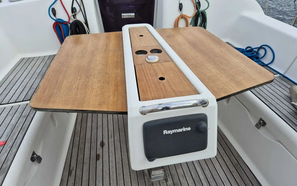 slider 5 Dufour 380 Grand Large