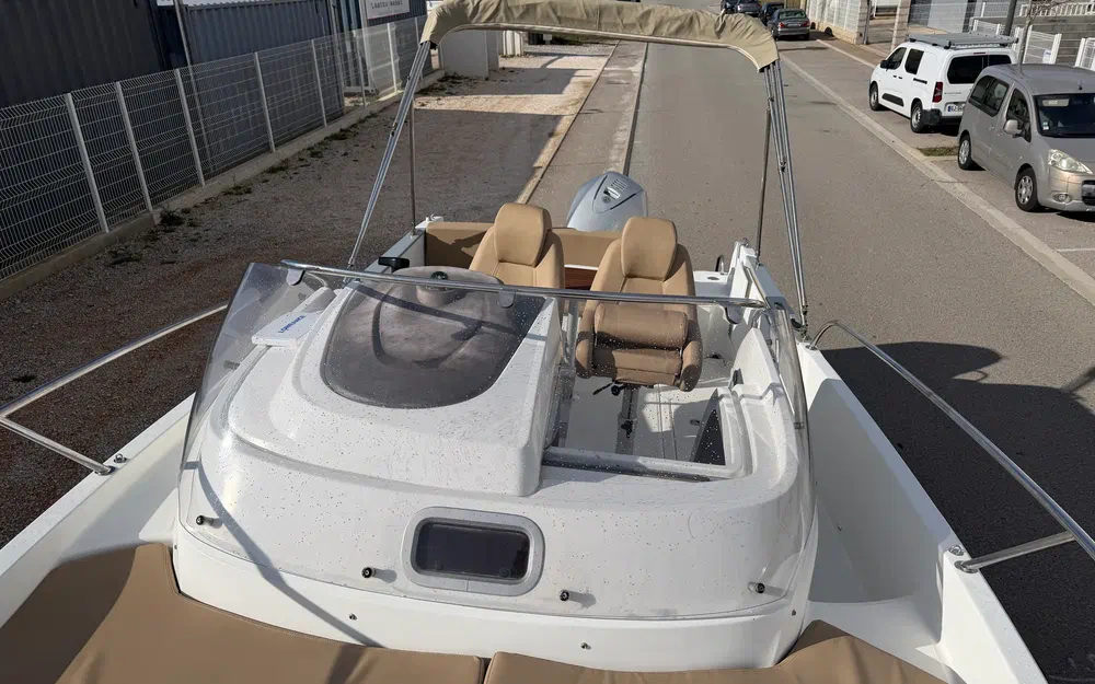 slider 12 Jeanneau CAP CAMARAT 7.5 WA S2