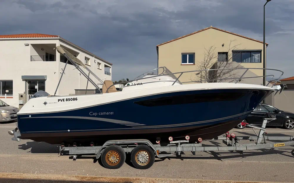 slider 1 Jeanneau CAP CAMARAT 7.5 WA S2