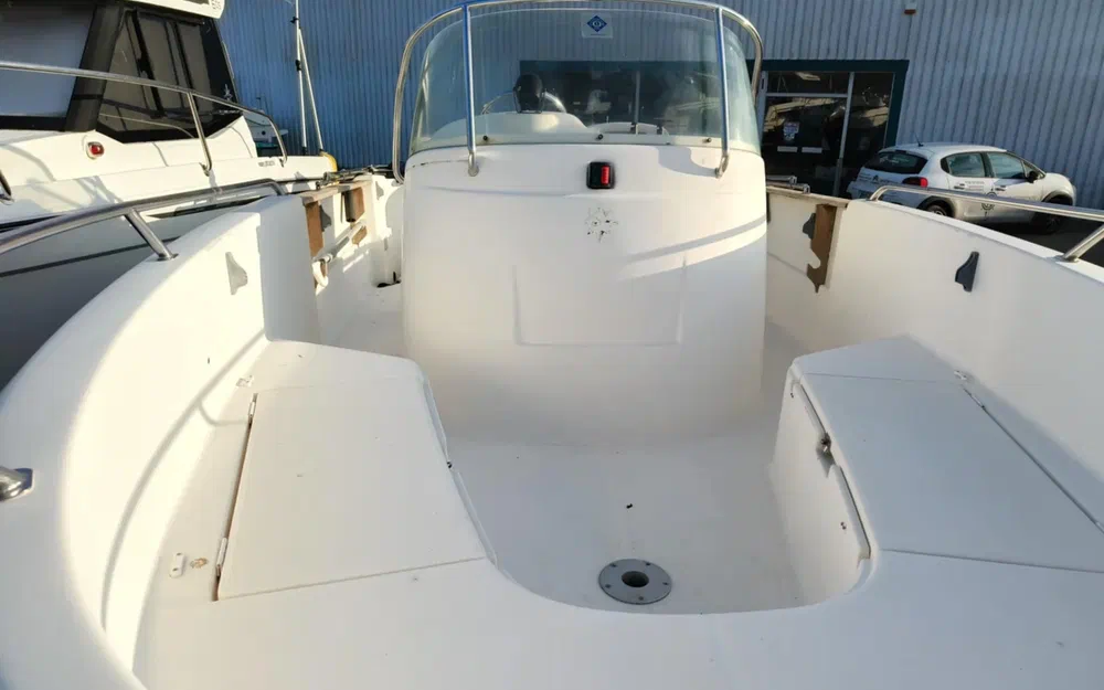 slider 3 Jeanneau Cap Camarat 625