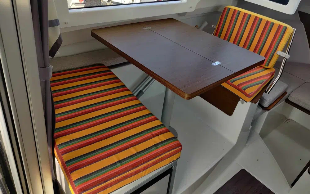 slider 8 Jeanneau Merry Fisher 695