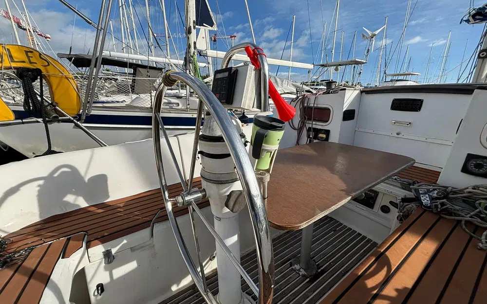 slider 11 Jeanneau Sun Shine 38