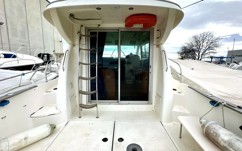 slider 1 Jeanneau Merry Fisher 925 Fly