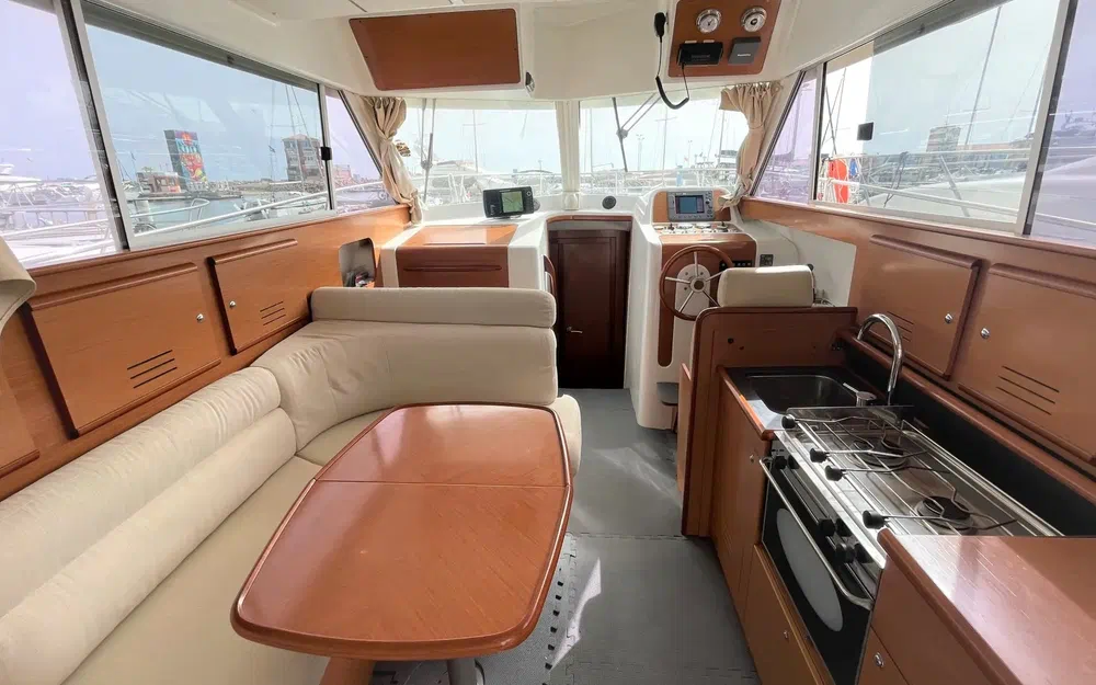 slider 5 Beneteau Antares 10.80