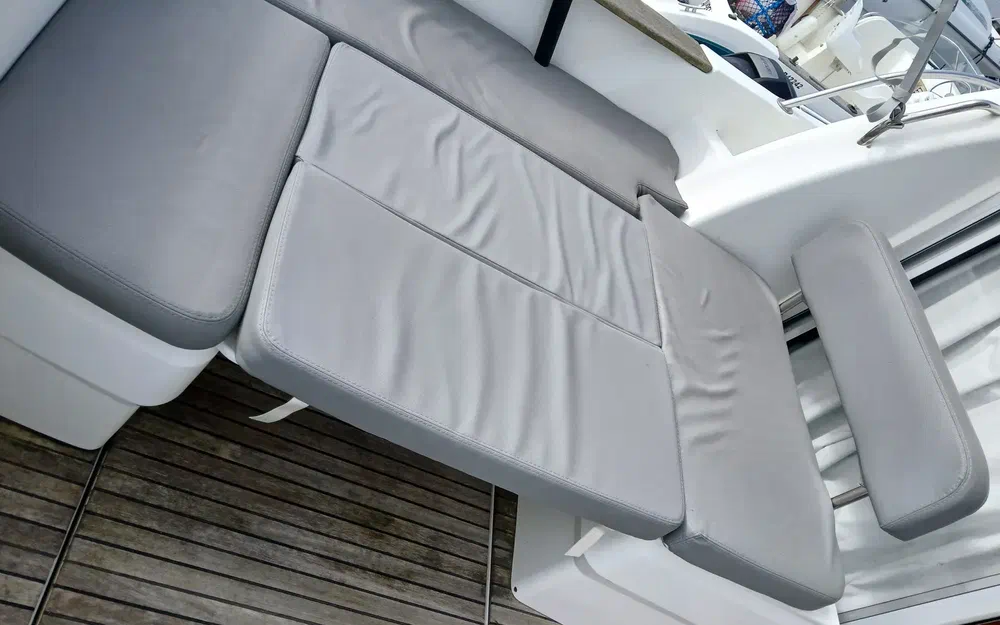 slider 1 Beneteau Antares 8 S