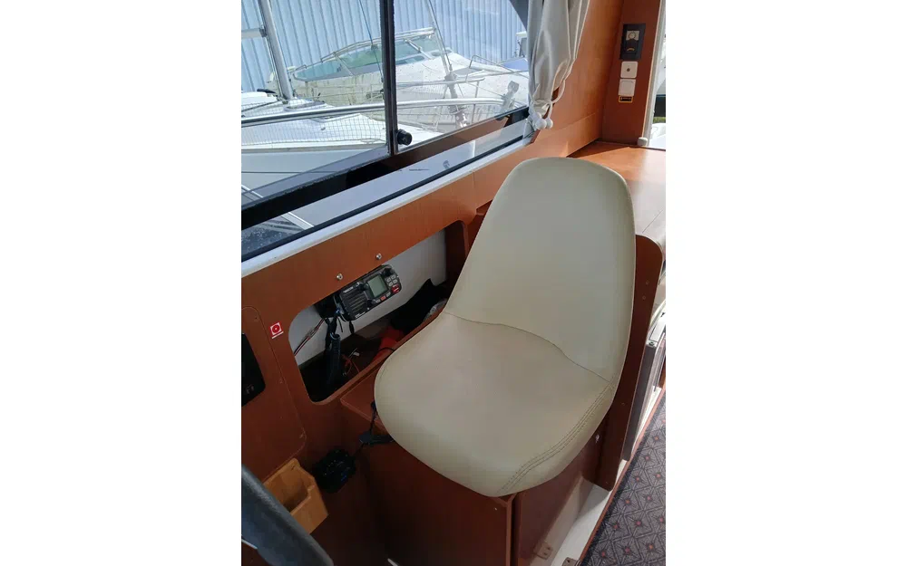 slider 7 Beneteau Antares 8 S