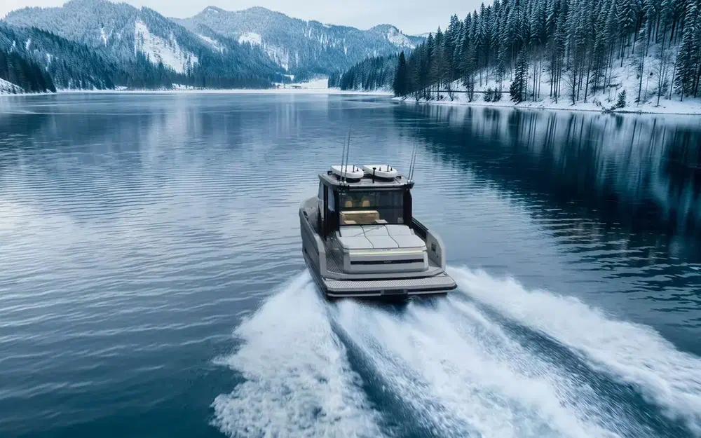 slider 6 De Antonio Yachts D36 Open