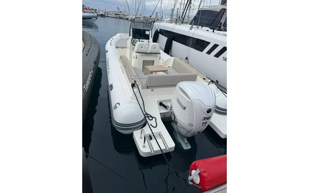 slider 1 Capelli Tempest 800