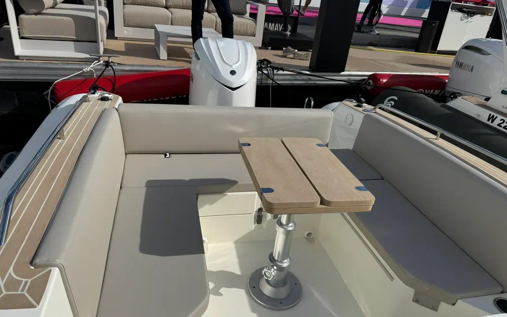 slider 3 Capelli Tempest 800