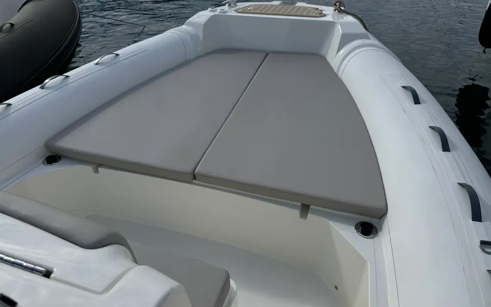 slider 6 Capelli Tempest 800