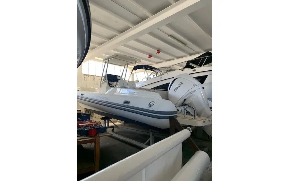 slider 13 Capelli Tempest 800