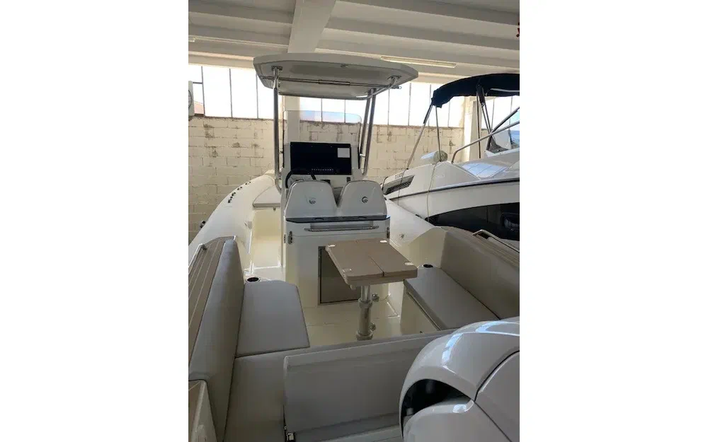 slider 14 Capelli Tempest 800