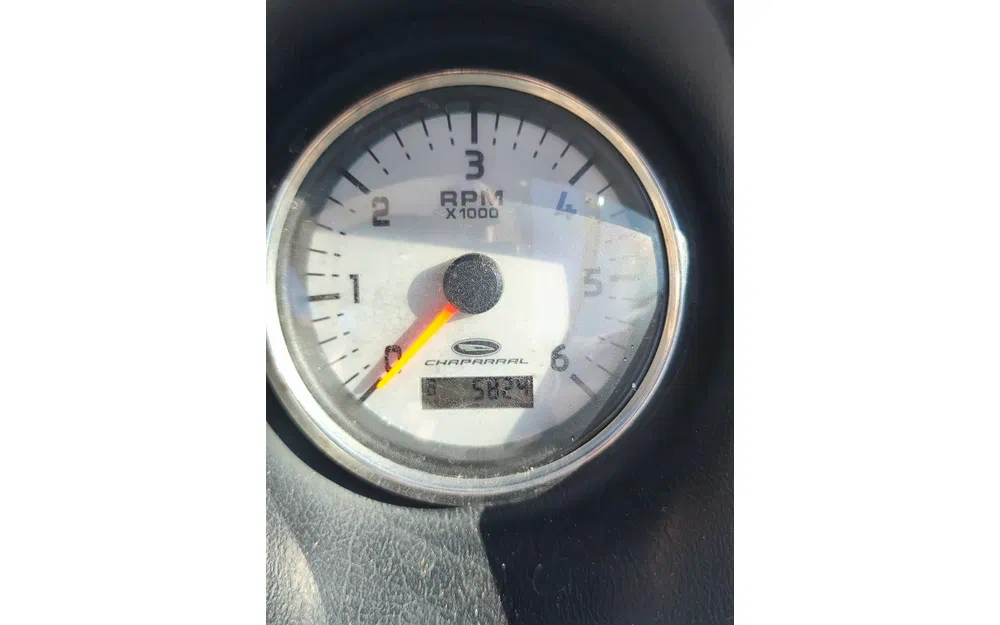 slider 23 Chaparral 256 SSX