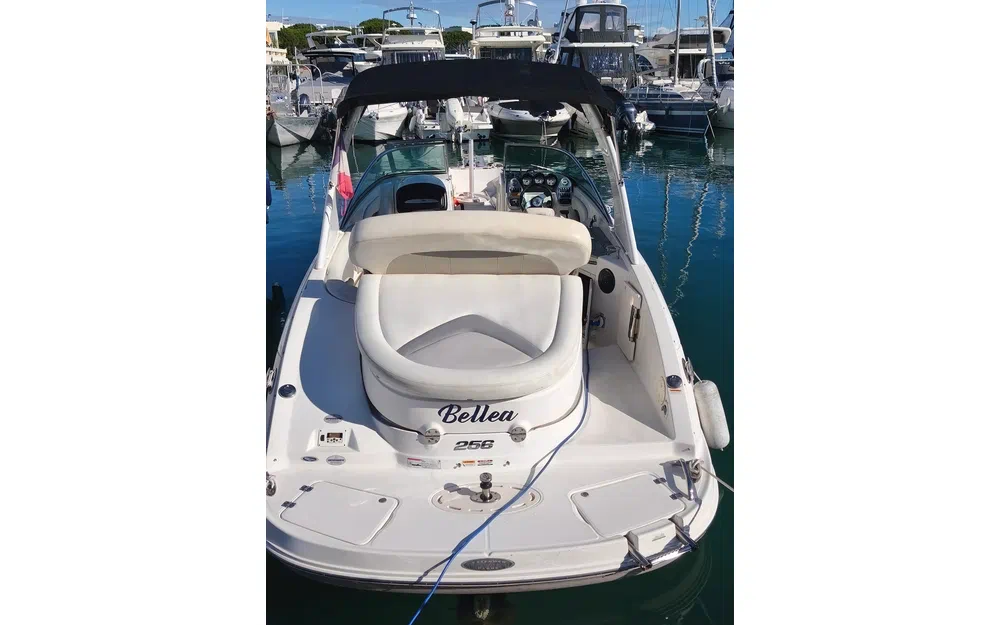 slider 34 Chaparral 256 SSX