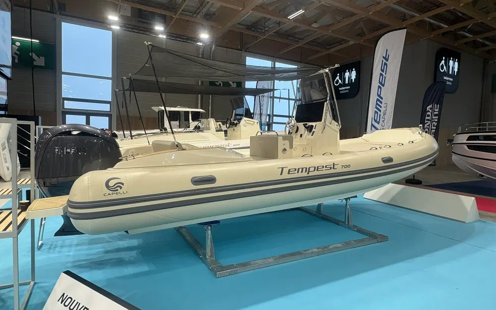 slider 3 Capelli Tempest 700