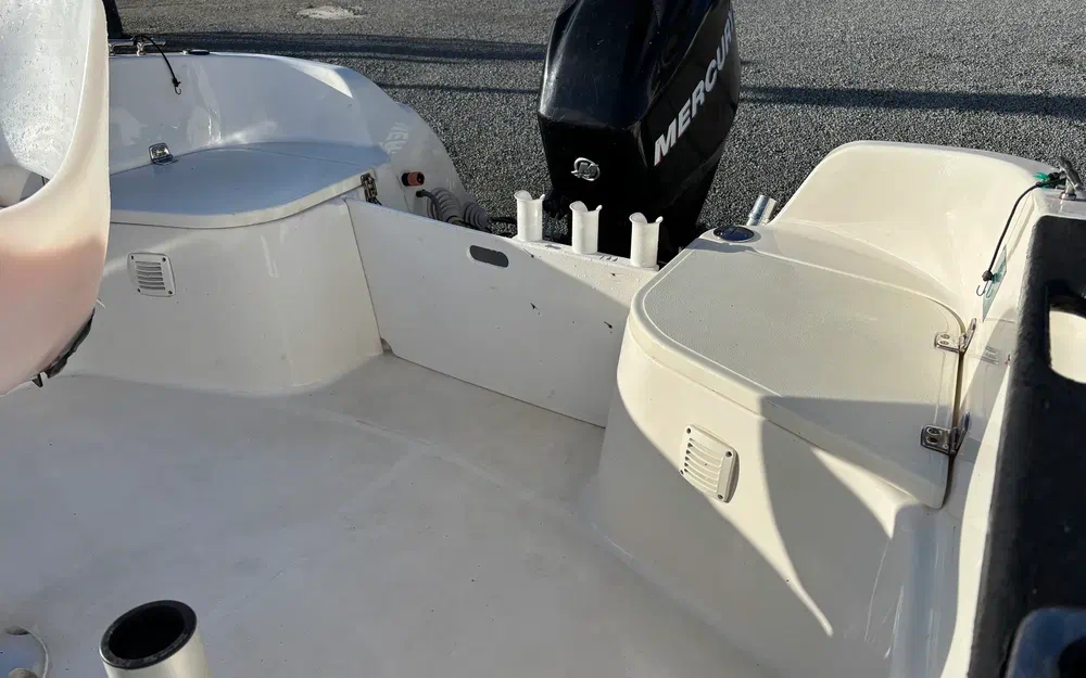 slider 3 Quicksilver 525 Commander Open