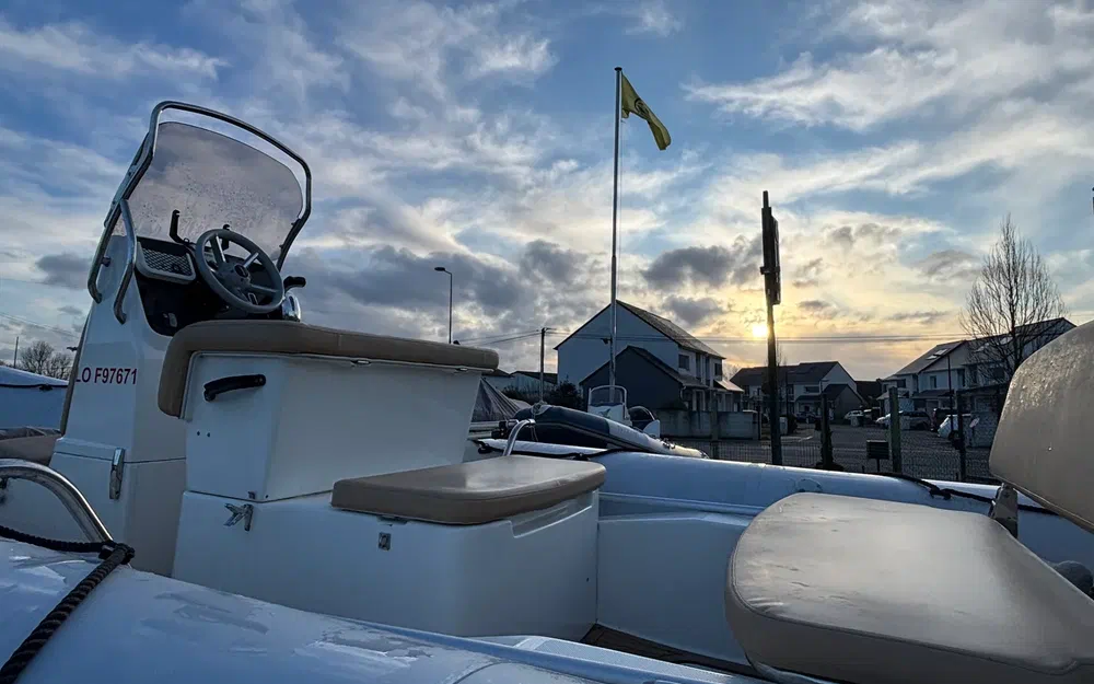 slider 4 Bombard Sunrider 700 Pvc