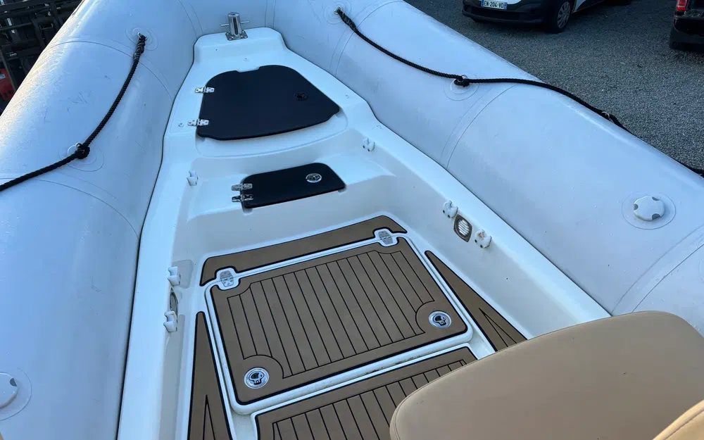 slider 5 Bombard Sunrider 700 Pvc