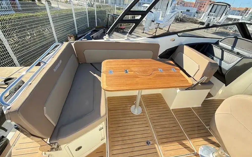 slider 15 Quicksilver Activ 755 Bowrider