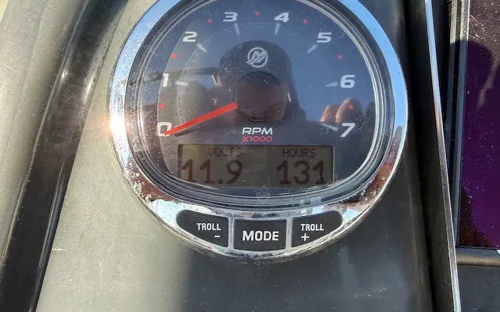 slider 18 Quicksilver Activ 755 Bowrider