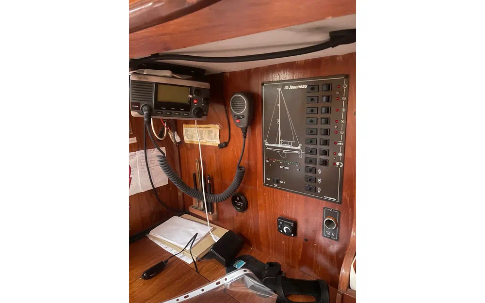 slider 8 Jeanneau Sun Rise 34