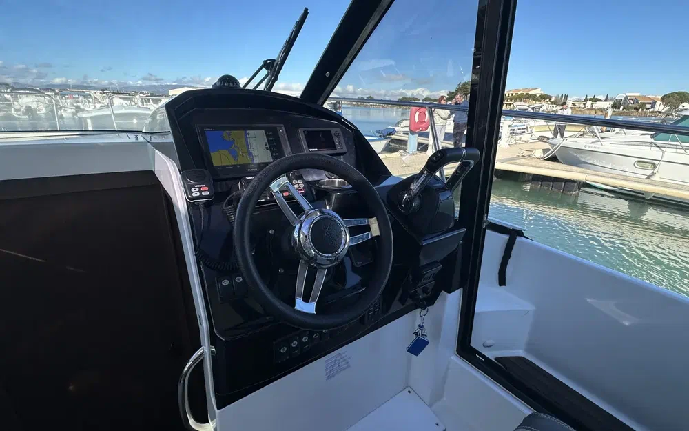 slider 11 Jeanneau Merry Fisher 895