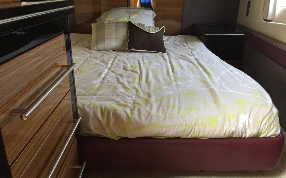 slider 10 Marquis Yachts 500 SC