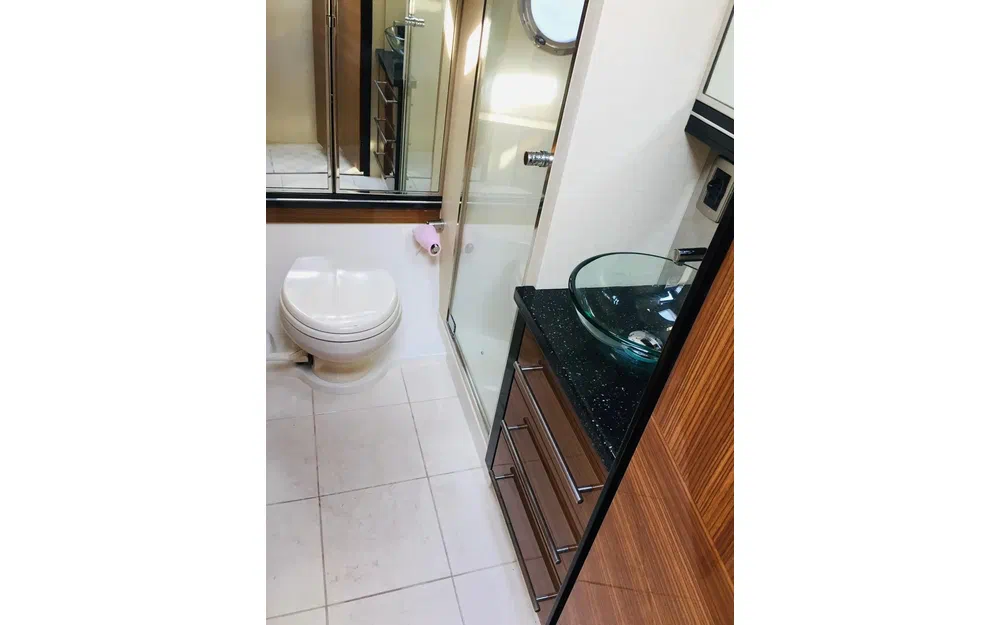 slider 16 Marquis Yachts 500 SC