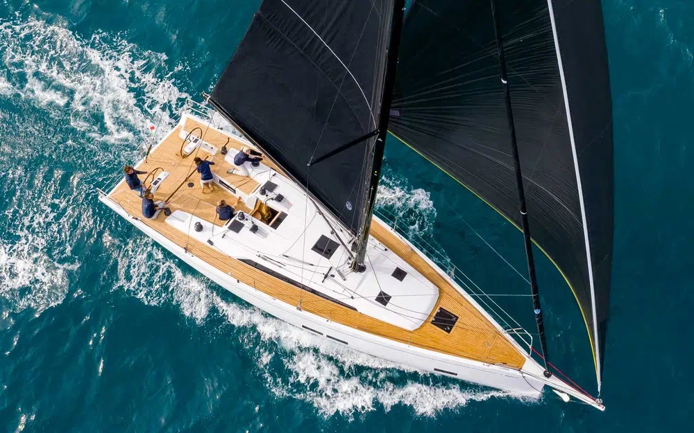 slider 2 Grand Soleil 44 Performance