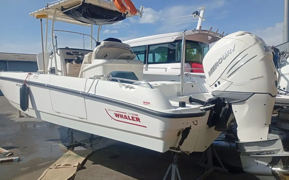 slider 0 Boston Whaler 270 Dauntless