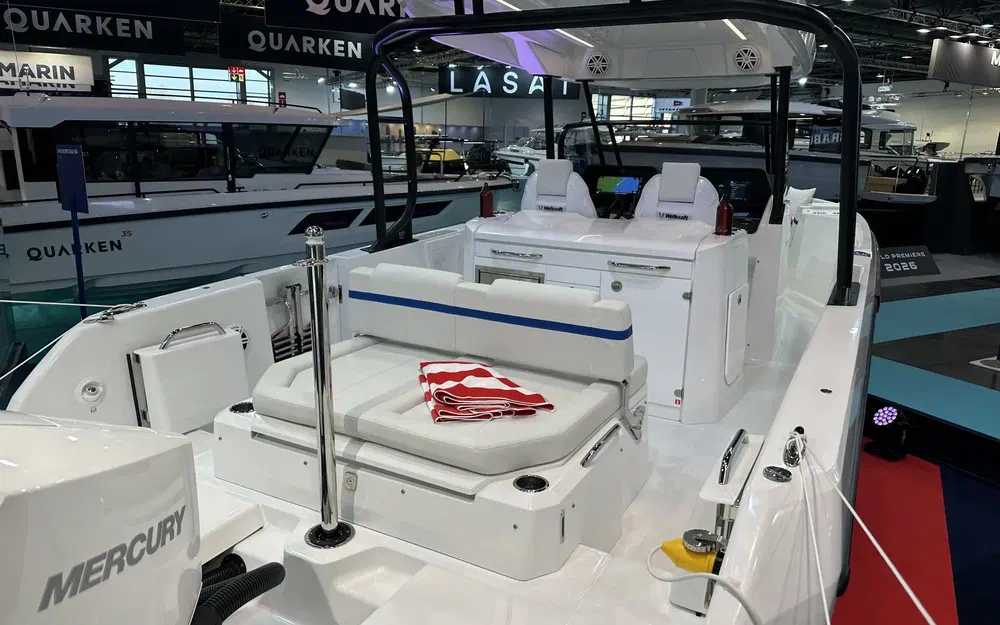 slider 2 Wellcraft 28 T-Top