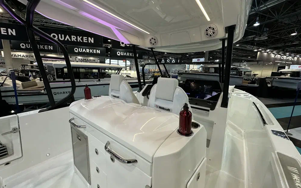 slider 5 Wellcraft 28 T-Top