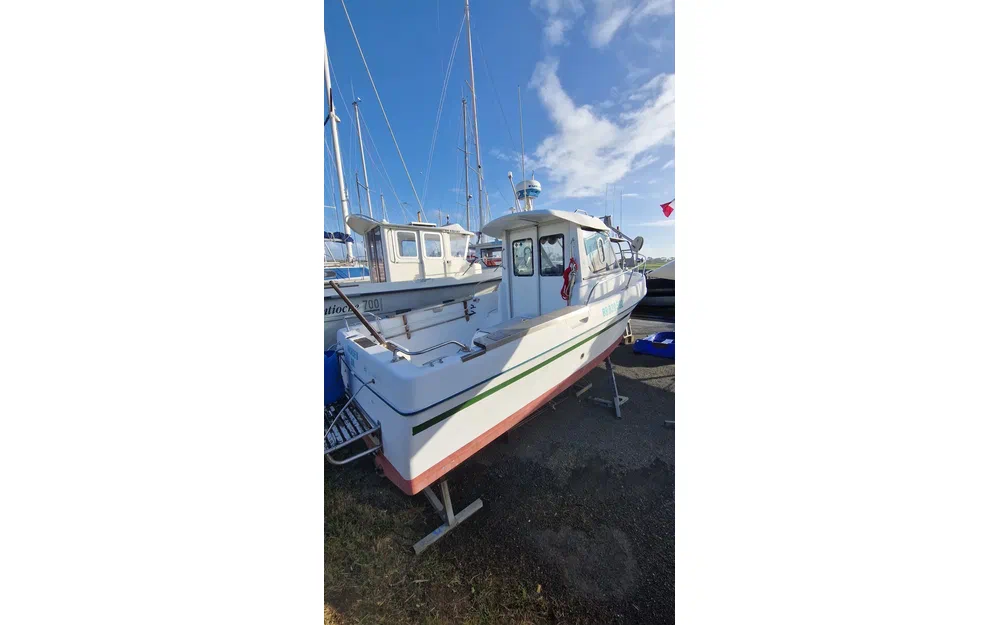 slider 1 Jeanneau Merry Fisher 605