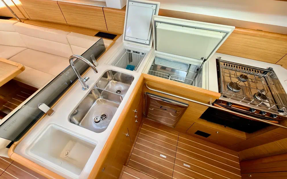 slider 14 Jeanneau Sun Odyssey 50 DS Performance