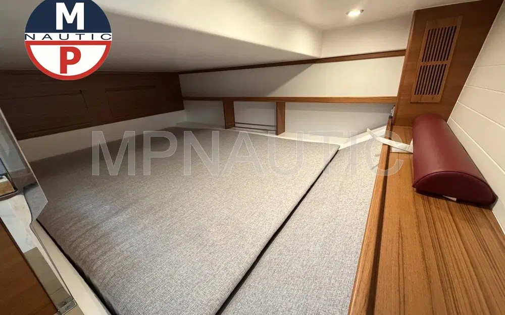 slider 17 Delta Yachts powerboats 33 coupe