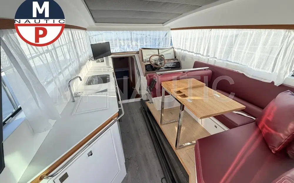 slider 13 Delta Yachts powerboats 33 coupe