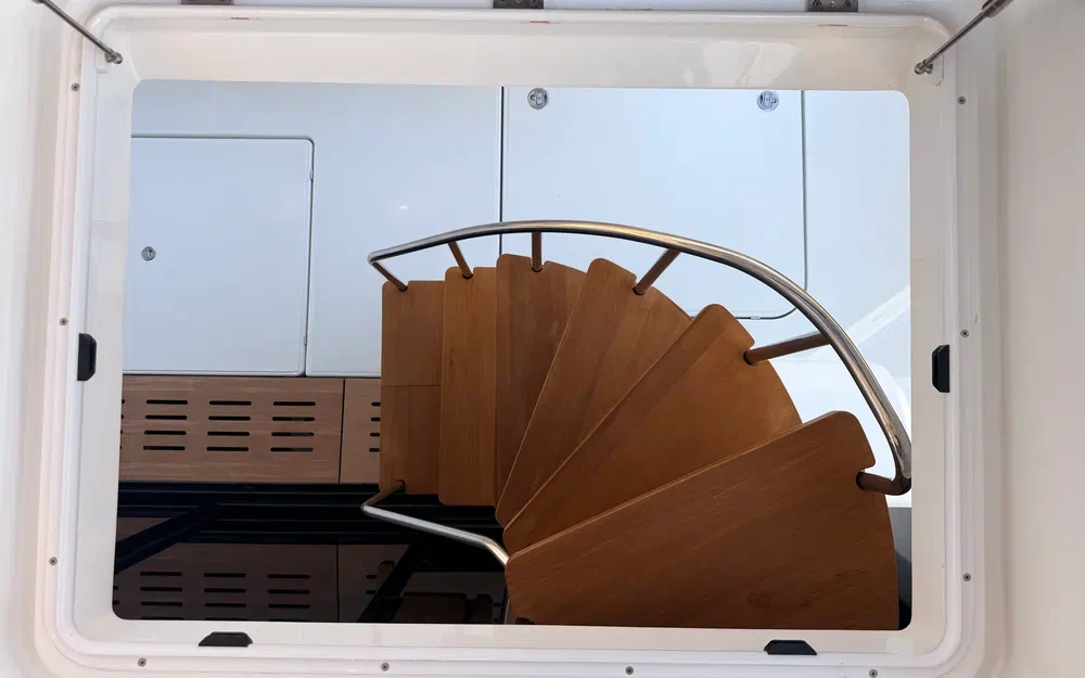 slider 16 Fountaine Pajot My 6