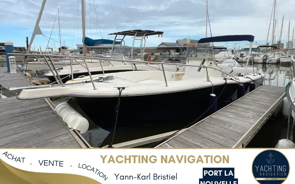 slider 0 White Shark 215